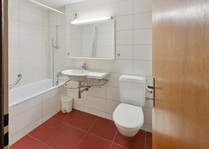 Mountain Whisper-4 Pers. Apartment *