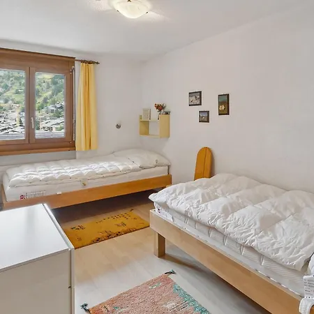 Mountain Whisper-4 Pers.